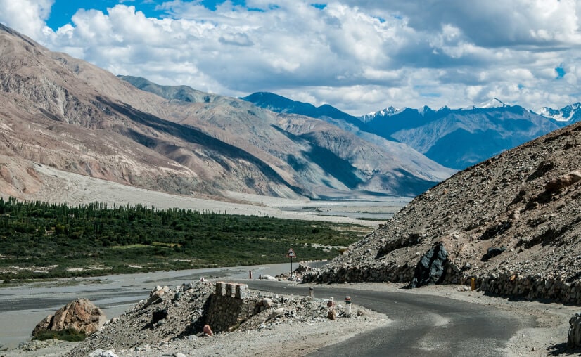 Khardung-la Pass